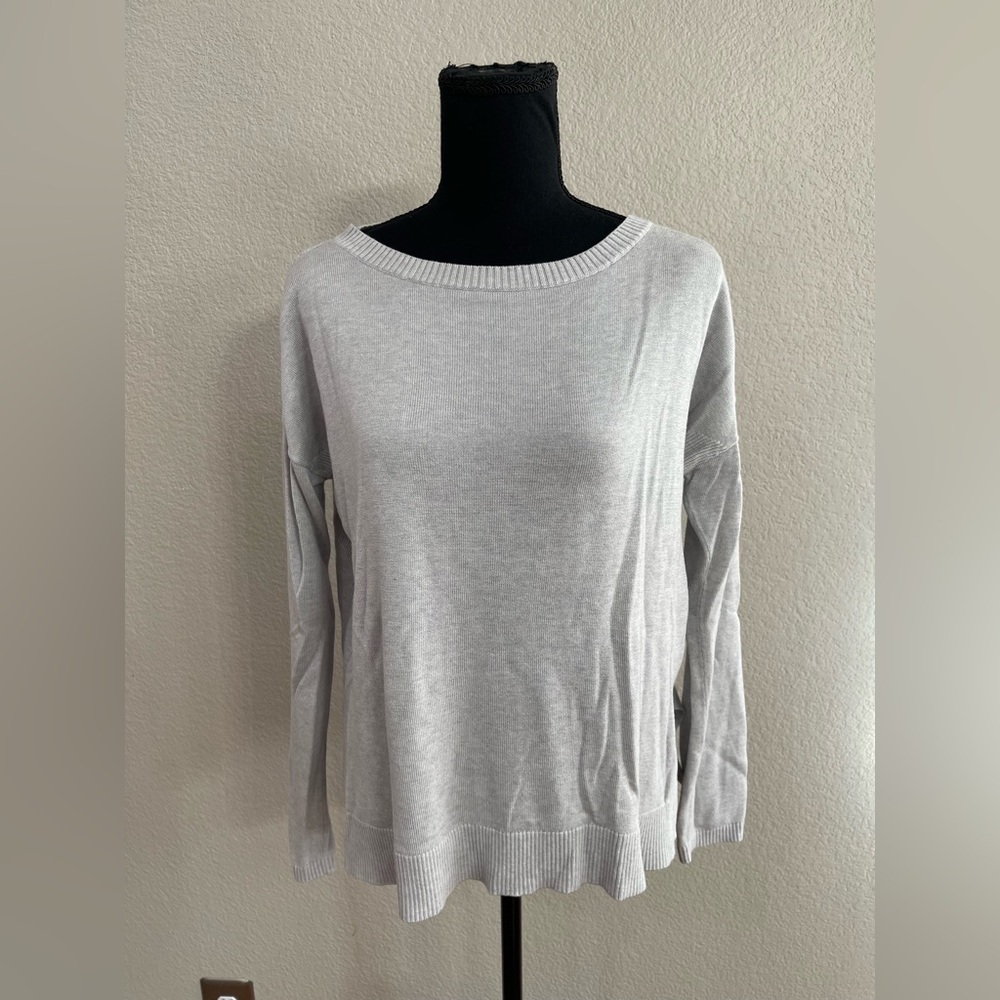 Lululemon Light Gray Sweater causal sweater lightweight sweater layering top